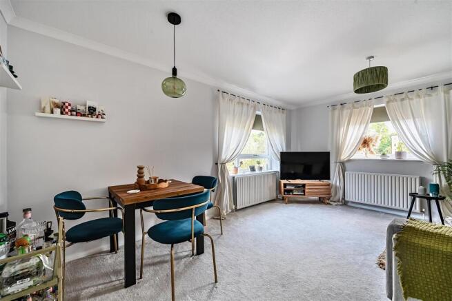 Living/Dining Room