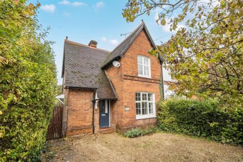 Switchback Road South, Furze Platt,  Maidenhead, SL6