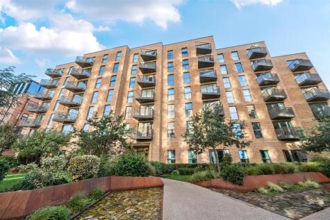 Darjeeling House, Memorial Avenue, Slough, SL1