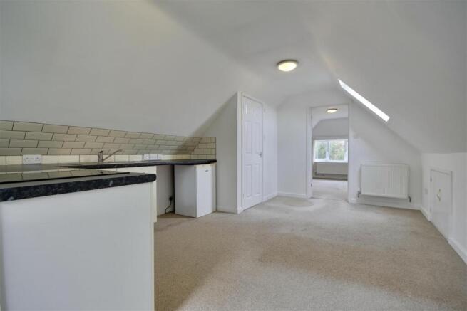 Kitchen/Lounge