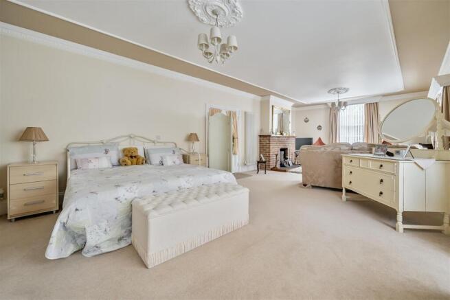 GUEST BEDROOM