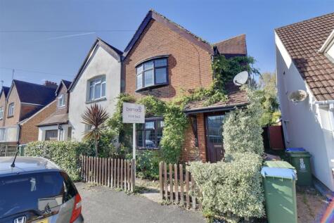 Holly Grove, Fareham, Hampshire