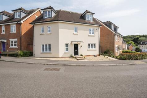 Knowle Avenue, Knowle