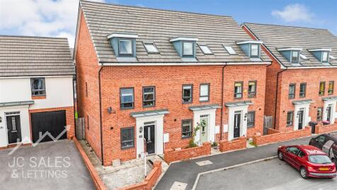 Derwent Chase, Waverley