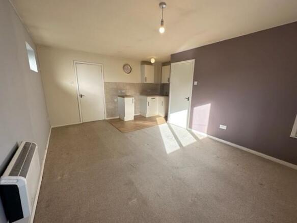 Lounge/Kitchen