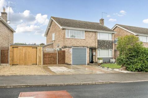 Balmoral Road, Oakham, LE15 6RT