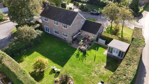 Grange Close, Langham, Oakham