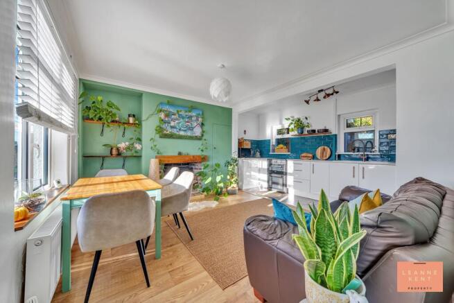 Kitchen Diner/Family Room