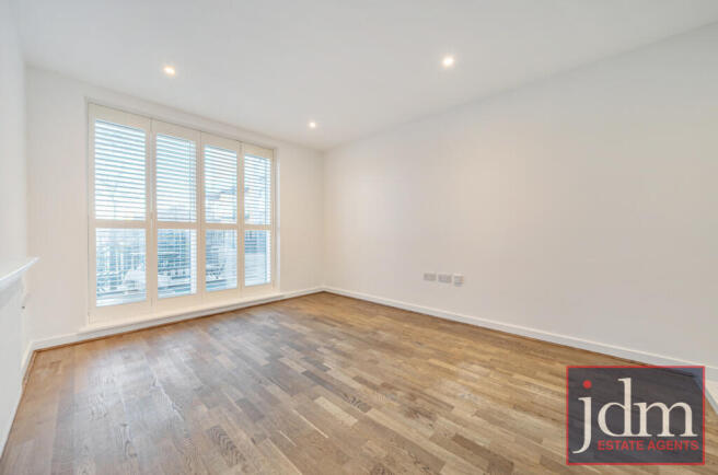 8fd0ddc0-b23a-483...