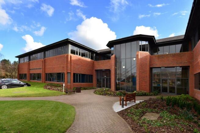 Hitching Court Abingdon Business Park  External 