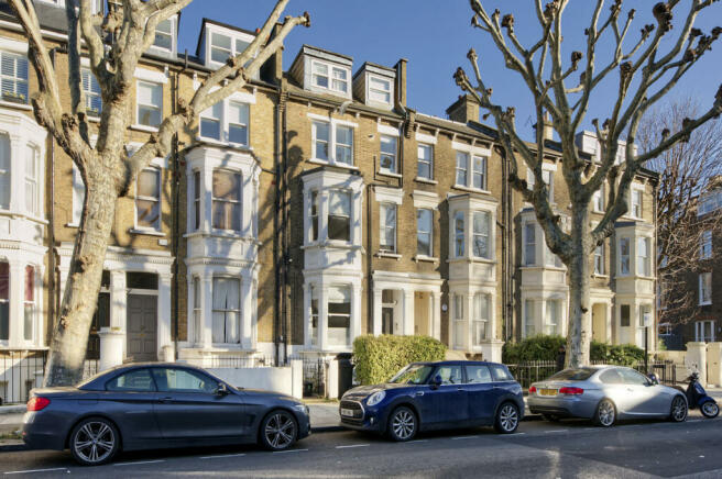 2 bedroom flat for sale in Shirland Road, London, W9