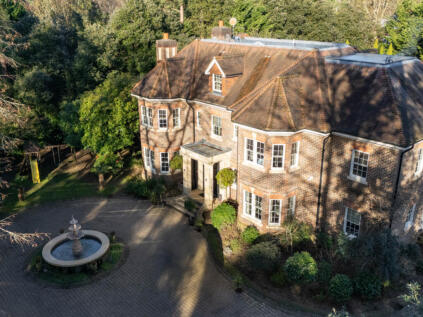 Abbots Drive, Virginia Water, GU25