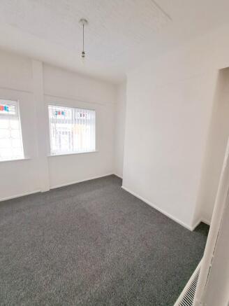 Bedroom 1 (photo ...