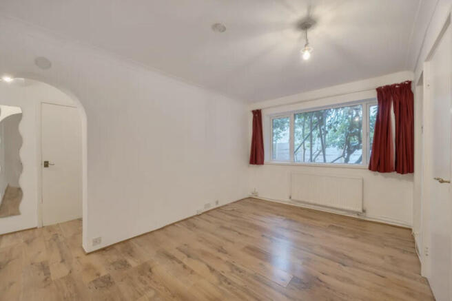 Screenshot 2025-1...