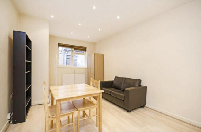 Screenshot 2025-1...