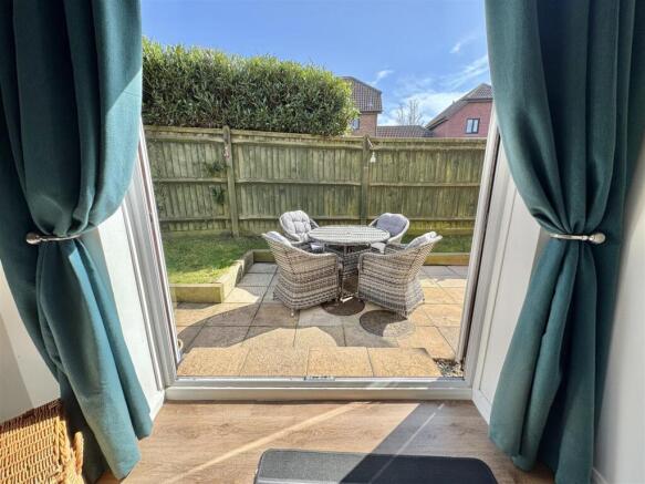SEATING AREA 2