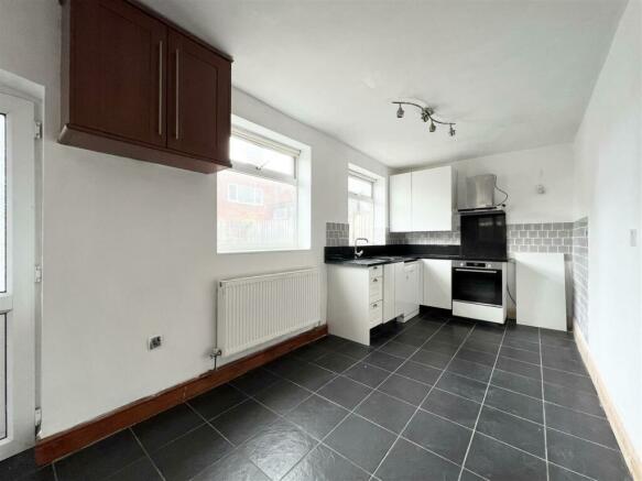 Kitchen/Dining Room