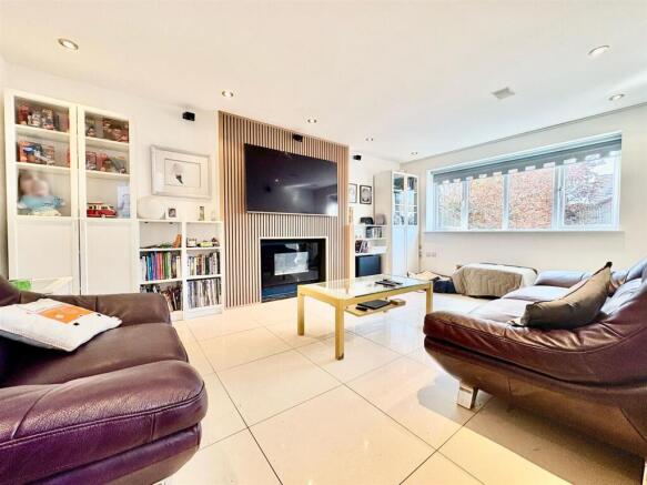 Living Room.jpg