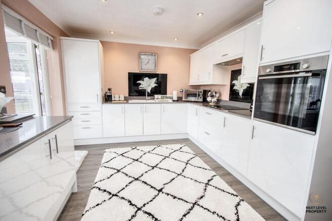 Kitchen/Living area