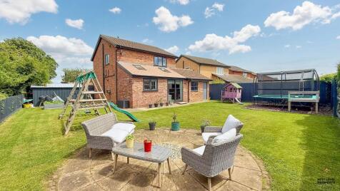 Lewis Close, March, PE15