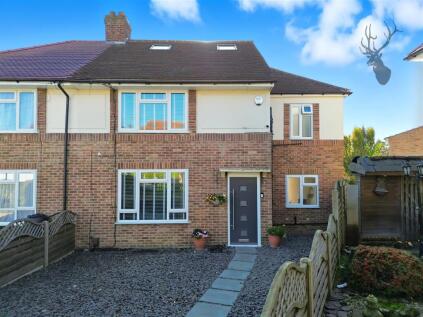 Cascade Close, Buckhurst Hill