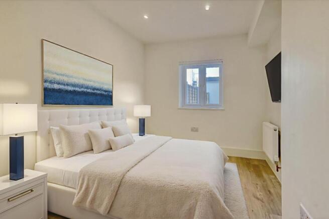 IMG_8822_3-copy-2 - Bedroom - Standard - 1.jpg