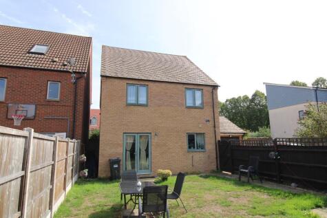 Aran Court, Oakridge Park, Milton Keynes, Buckinghamshire, MK14 6FB