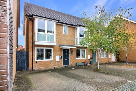 Lamour Lane, Oxley Park, Milton Keynes, Buckinghamshire, MK4 4HX