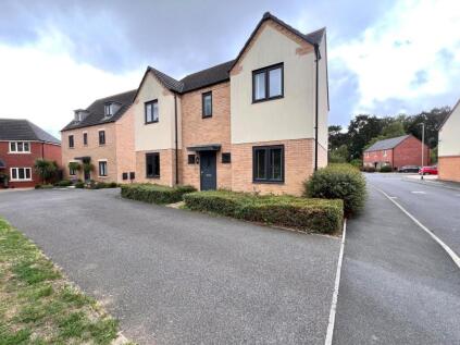 Jennings Close, St. Crispin, Northampton NN5