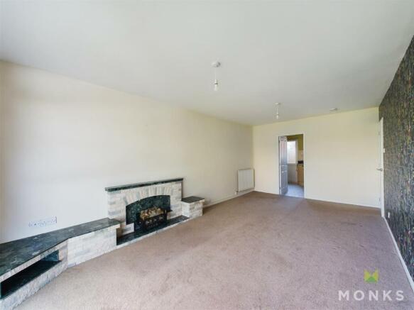 CAM01520G0-PR0098-STILL004.jpg