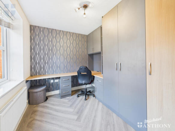 CAM03852G0-PR0473-STILL002