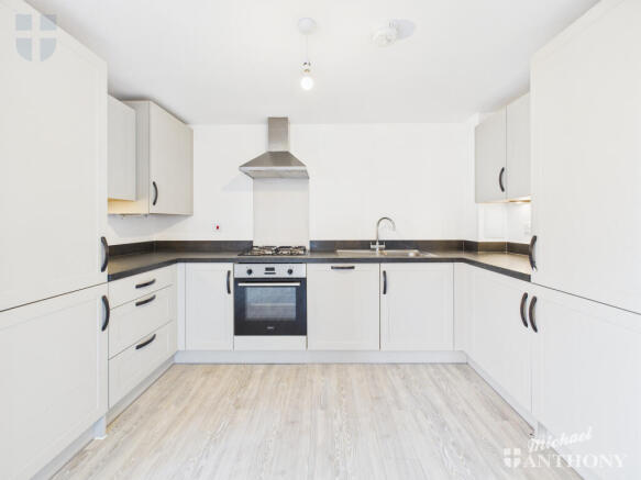 CAM03852G0-PR0485-STILL003