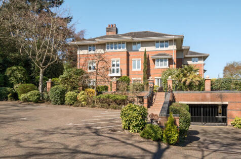 Broadwater Place, Oatlands Drive, Weybridge, Surrey, KT13