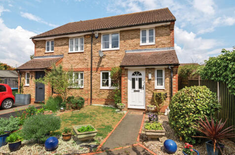 Tithe Close, Walton On Thames, Surrey, KT12