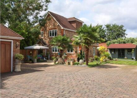 Rydens Avenue, Walton-On-Thames, Surrey, KT12