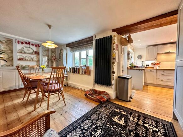 Open plan kitchen/diner.