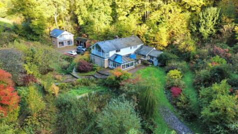 Bee Cottage, Blaize-Bailey, Newnham