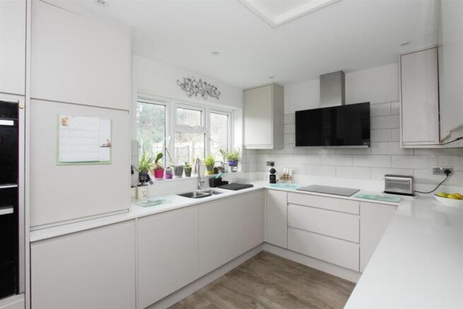 2 danebury view PH11.JPG