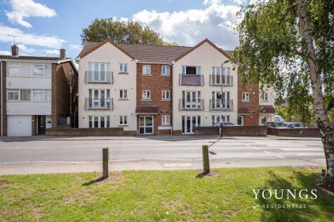 Meadow Rise, Christopher Martin Place Meadow Rise, CM11