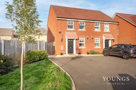 Ullswater Drive, Hullbridge, SS5