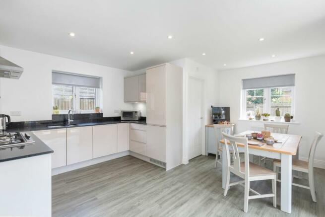 Kitchen & breakfast room