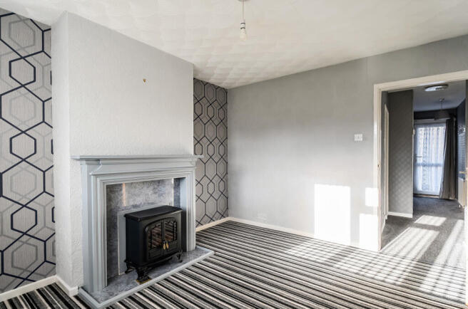 1373304-9-68fb8b6...