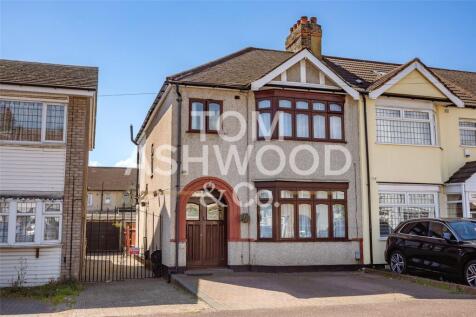 Waverley Gardens, Barking, IG11