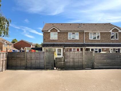 Roman Close, Deal, Kent, CT14 9XJ