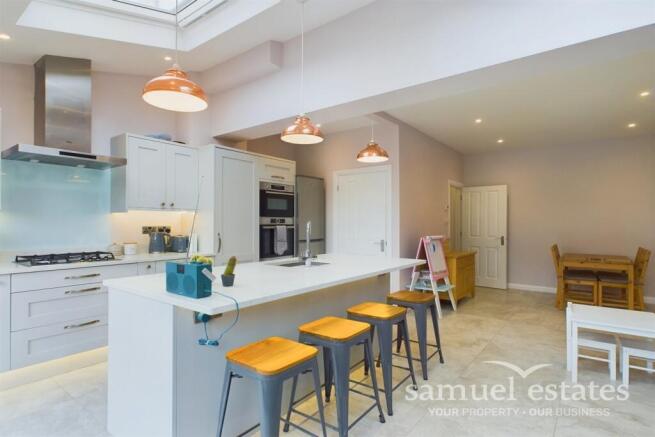 Kitchen/Living area