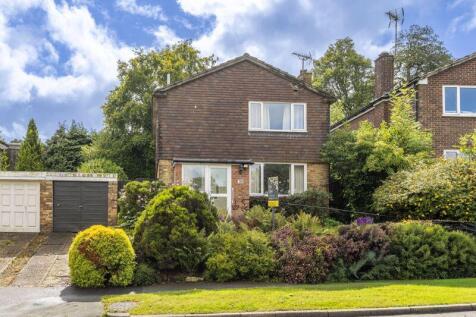Saxonbury Close, Crowborough