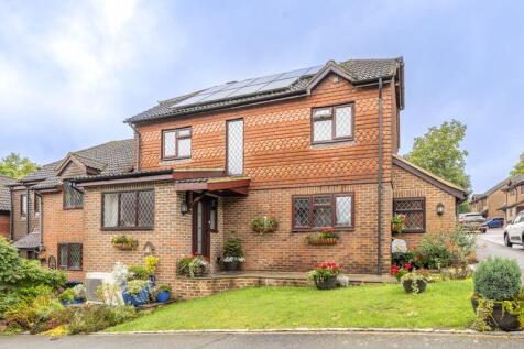 Oliver Close, Crowborough