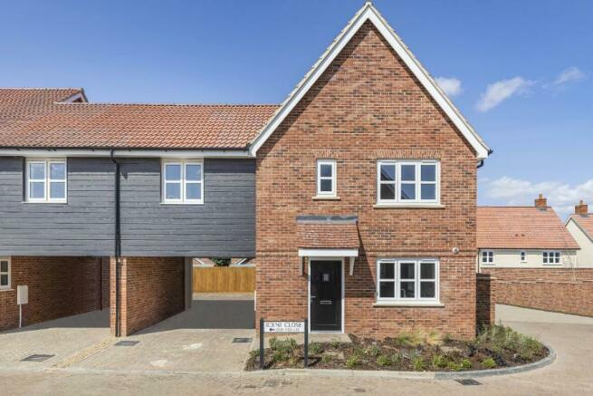 Chesterford Meadows - Plot