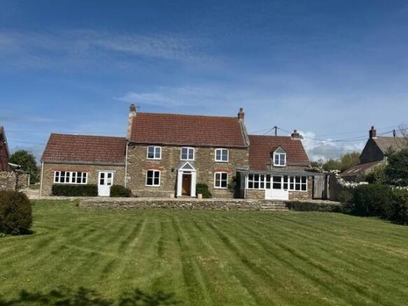 FRONT OF HOUSE