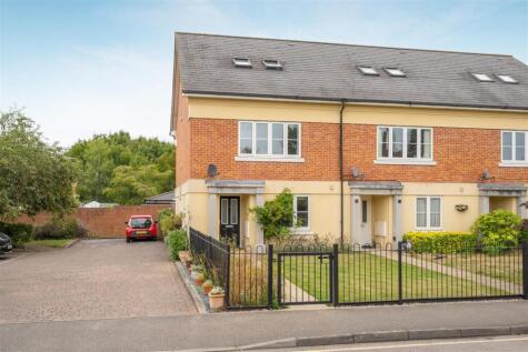 Canterbury Mews, Windsor